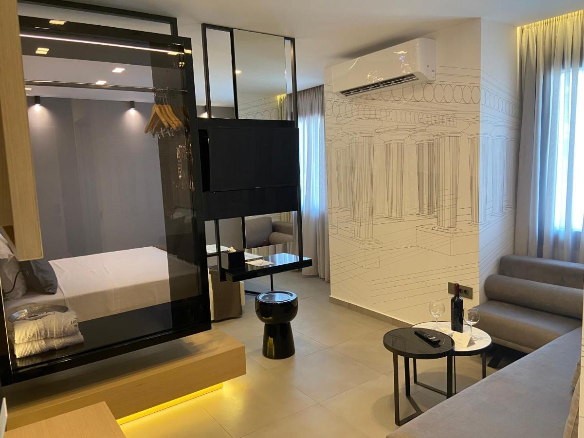 Aparthotel Lavris 3*
