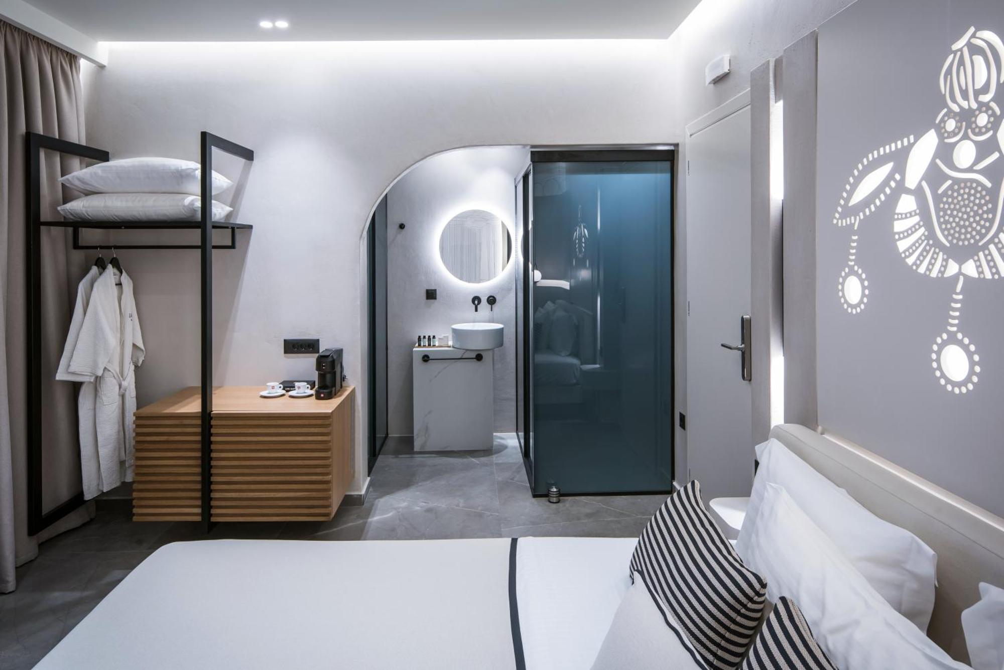 Lavris Aparthotel 3*