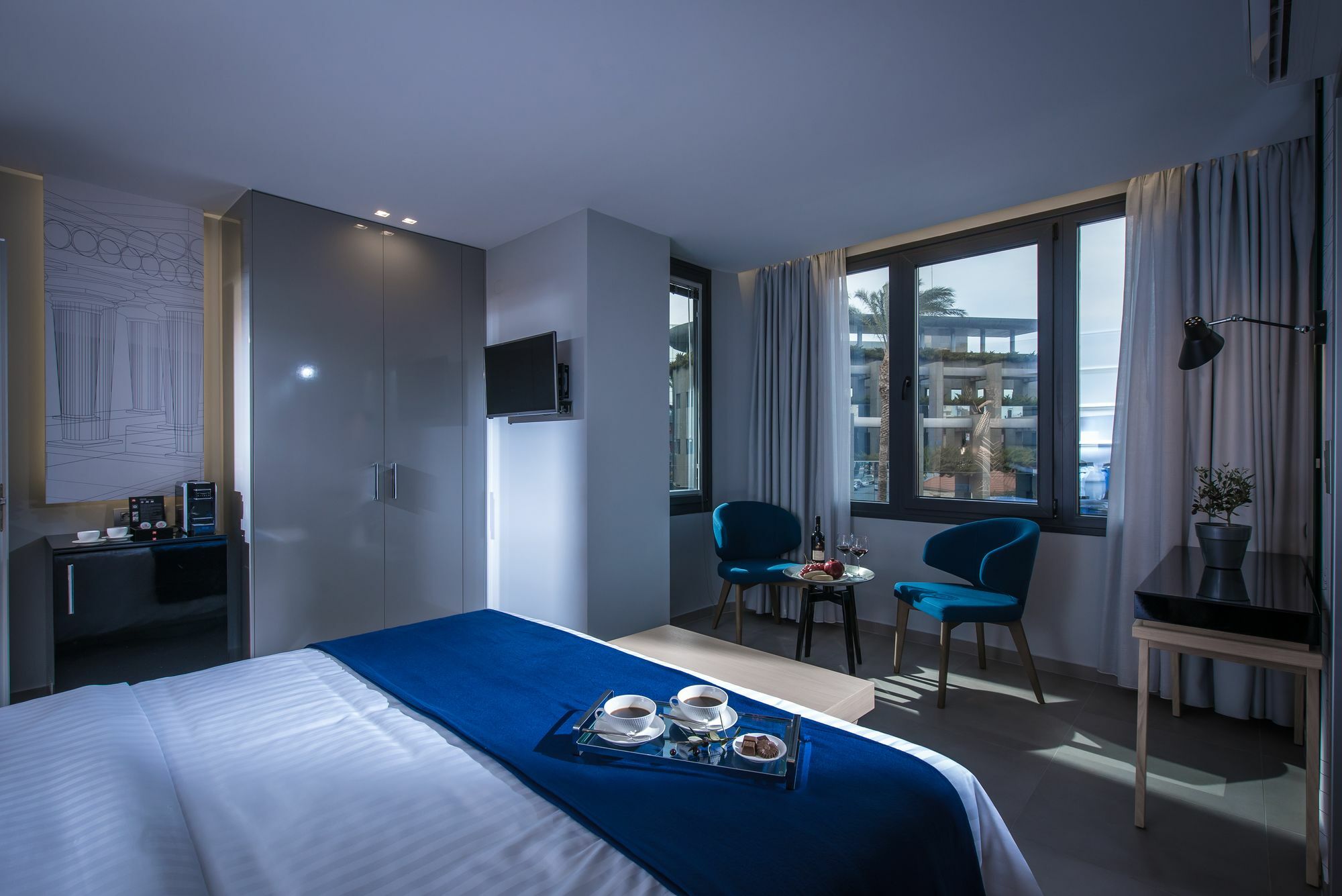 Lavris Aparthotel 3*