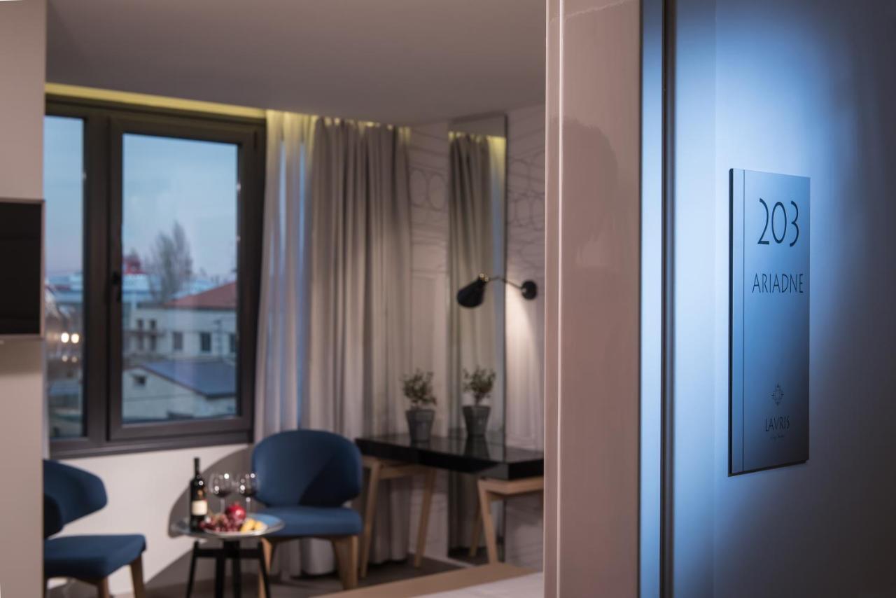 Aparthotel Lavris 3*